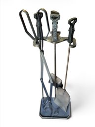 Fireplace Tools (LR)