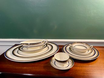 Royal Crown Myotts China Set The Crowning