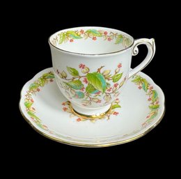 Roslyn Bone China Linden Lea English Floral Teacup & Saucer