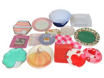 Sealed Paper Plates Large Assortment