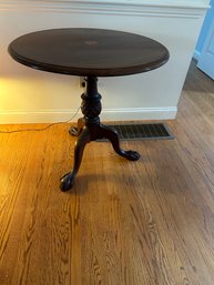 Chippendale Style Pineapple Pedestal Stand With Inlay With Ball And Claw Feet