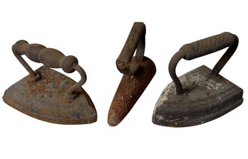 Old Sad Irons 3pc (DR)