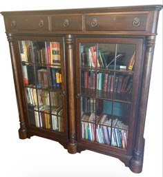 Cortland Manor By Pennsylvania House, Solid Wooden Glass Door Book Case *Alternate Pickup In Salem*
