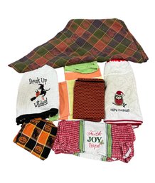 Halloween Kitchen Towels, Tablecloth & Other Assorted Hand Towels