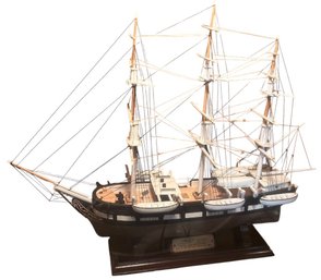 Charles W Morgan Sailing Ship Model By Piel Craftsmen Of Newburyport Mass (BE)