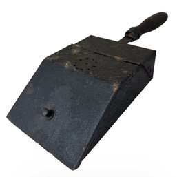 Old French Fireplace Ashpan (DR)