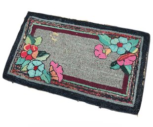Old Hand Hooked Floral Rug (BR)