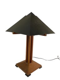 Thomas Moser Mission Style Table Lamp. (L)