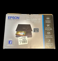 EPSON Perfection V39 - Sold As Is
