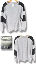 Mens Medium American Eagle Gray & Black Sweatshirt