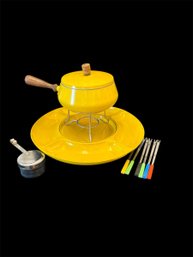 MCM Fondue Pot Set With Tray