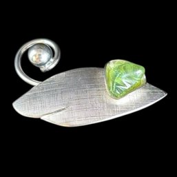 Sterling Silver Pin With A Peridot Stone