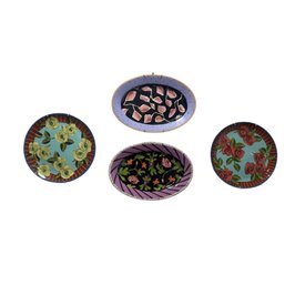 Set Of 4 Decorative Plates (F)