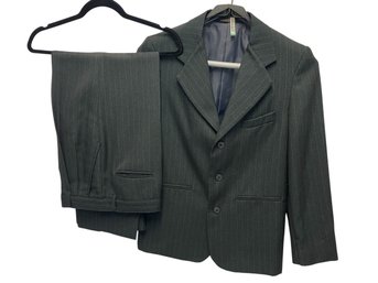 Womens Pinstripe Suit 16R  (Br1)