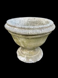 Pedestal Cement Planter (Y)