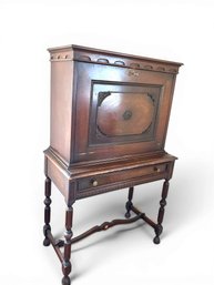Secretary Desk 51x31x16 (LR)