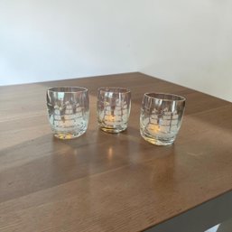 Roumanian Crystal Etched Whiskey Glasses (k)