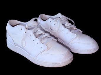 Nike Air Jordan Boys Y7 (MB)