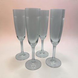 4 Champaign Flutes