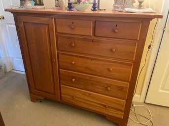 Hitchcock Gentlemans Chest