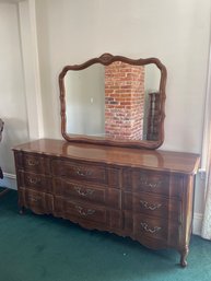 Thomasville Dresser & Mirror