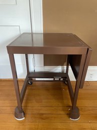 Metal Expandable Stand