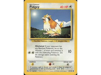 Vintage Pokemon 1999  Base Set Pidgey