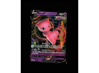 POKEMON Ultra Rare,Holo SWSH08: Fusion Strike Mew V
