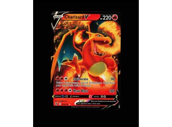 POKEMON Ultra Rare,Holo Crown Zenith Charizard V