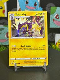 Pokemon 2021 Fusion Strike HOLO Toxtricity