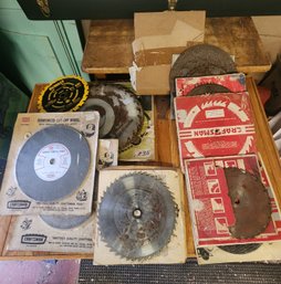 Lot Of Vintage & Modern Circular Saw Blades Craftsman DeWalt Rip Crosscut And Cut-Off Wheels