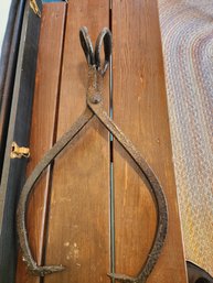 Vintage Cast Iron Ice Tongs  Antique Logging/Ice Block Harvesting Tool