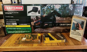 Vintage Craftsman Gasoline Chain Saw 18-in Kit 40cc Model 7135008 With Sharpener & Extra Chains Lot