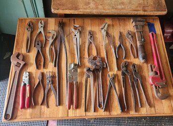 Pliers Wrenches Bulk Lot Pipe Wrench Adjustable Wrench Slip Joint Pliers