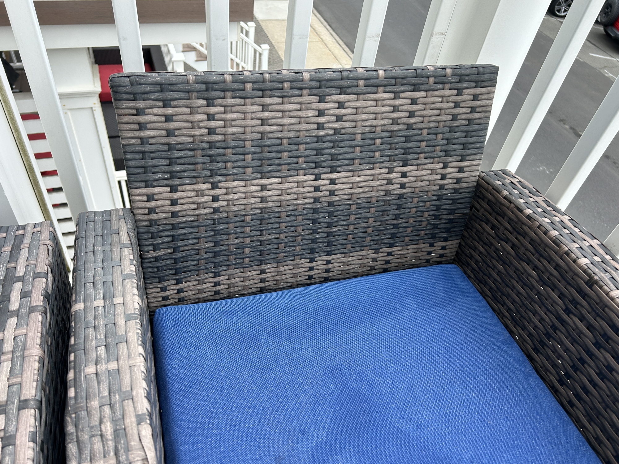 Pair Of Outdoor Resin Wicker Lounge Chairs #184042 | Auctionninja.com