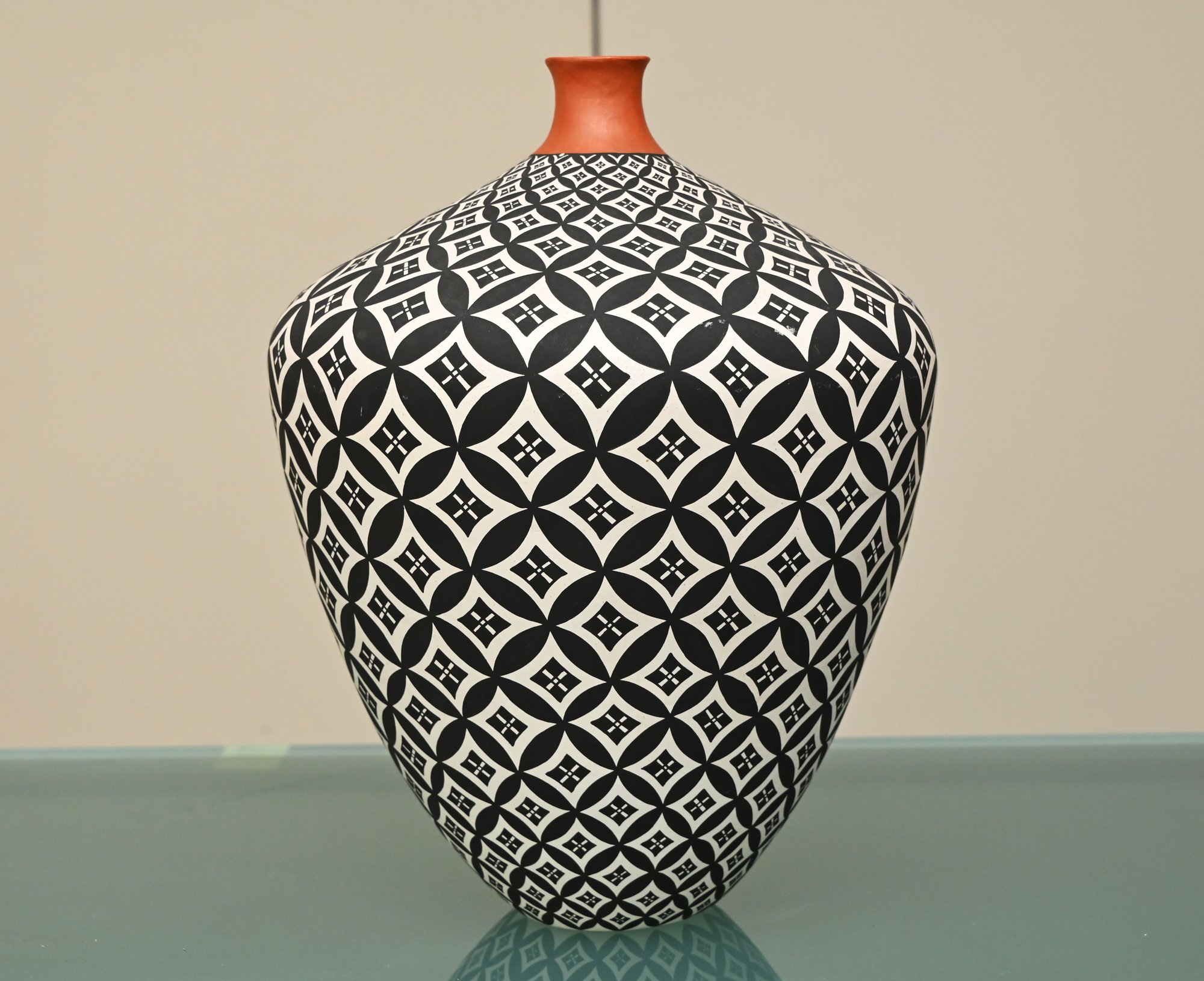 Dorothy Torivio Acoma Black On White Pottery Vessel #150202