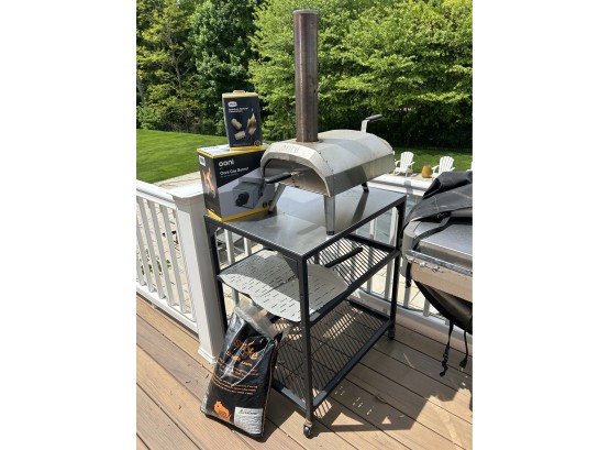 Ooni Outdoor Pizza Oven With Stand