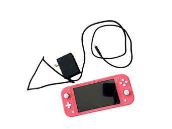 Gaming - Nintendo Switch Lite - 'Coral' Color