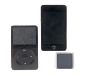 3 Ipods