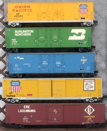 5 Reefer O-gauge Train Cars