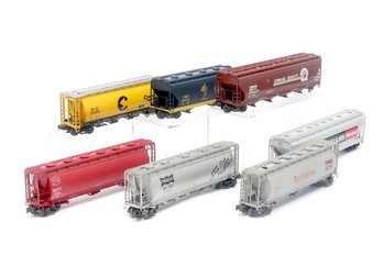 7 Post War O-Gauge Train Cars