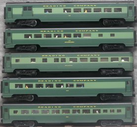5  Reading Co. Passenger O-gauge Train Cars