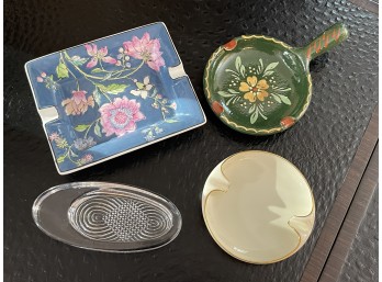 4 Piece Trinket Lot