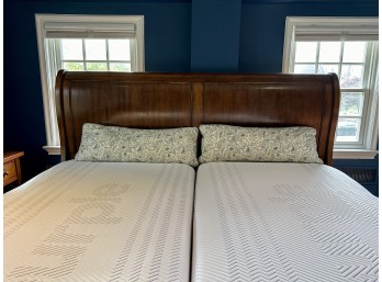 Ethan Allen 'KINGSTON' King-Sized Sleigh Bed With Pair Of Decorative Lumbar Pillows (No Lower Slats)