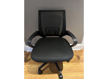 Modern 'Ergomesh' Mid-Back Desk Chair On Wheels