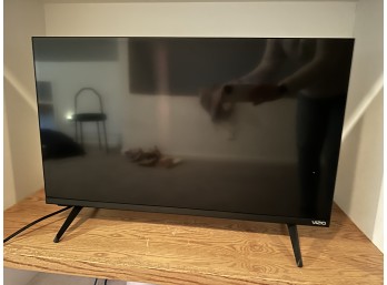 Vizio Television With Wall Mount Hardware Included