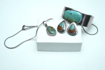 Sterling Silver And Turquoise Jewelry Set