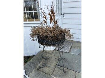 Wrought Iron Planter Stand With Round Basket
