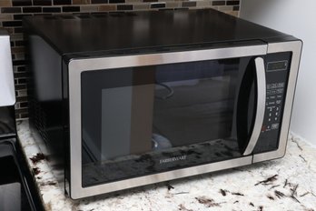 Farberware Black & Stainless Steel Countertop Microwave Oven