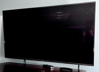 Samsung 60' TV With Remote